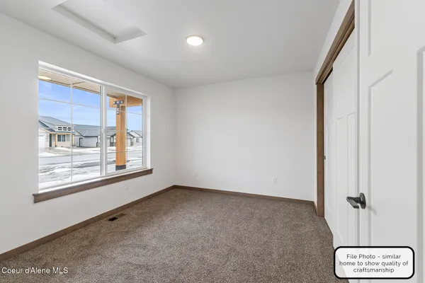 $529,900 | 2 East Valley Street South, Oldtown, ID 83822
