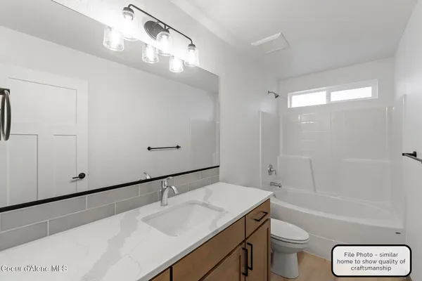 $529,900 | 2 East Valley Street South, Oldtown, ID 83822
