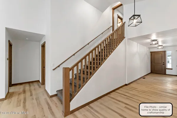 $529,900 | 2 East Valley Street South, Oldtown, ID 83822
