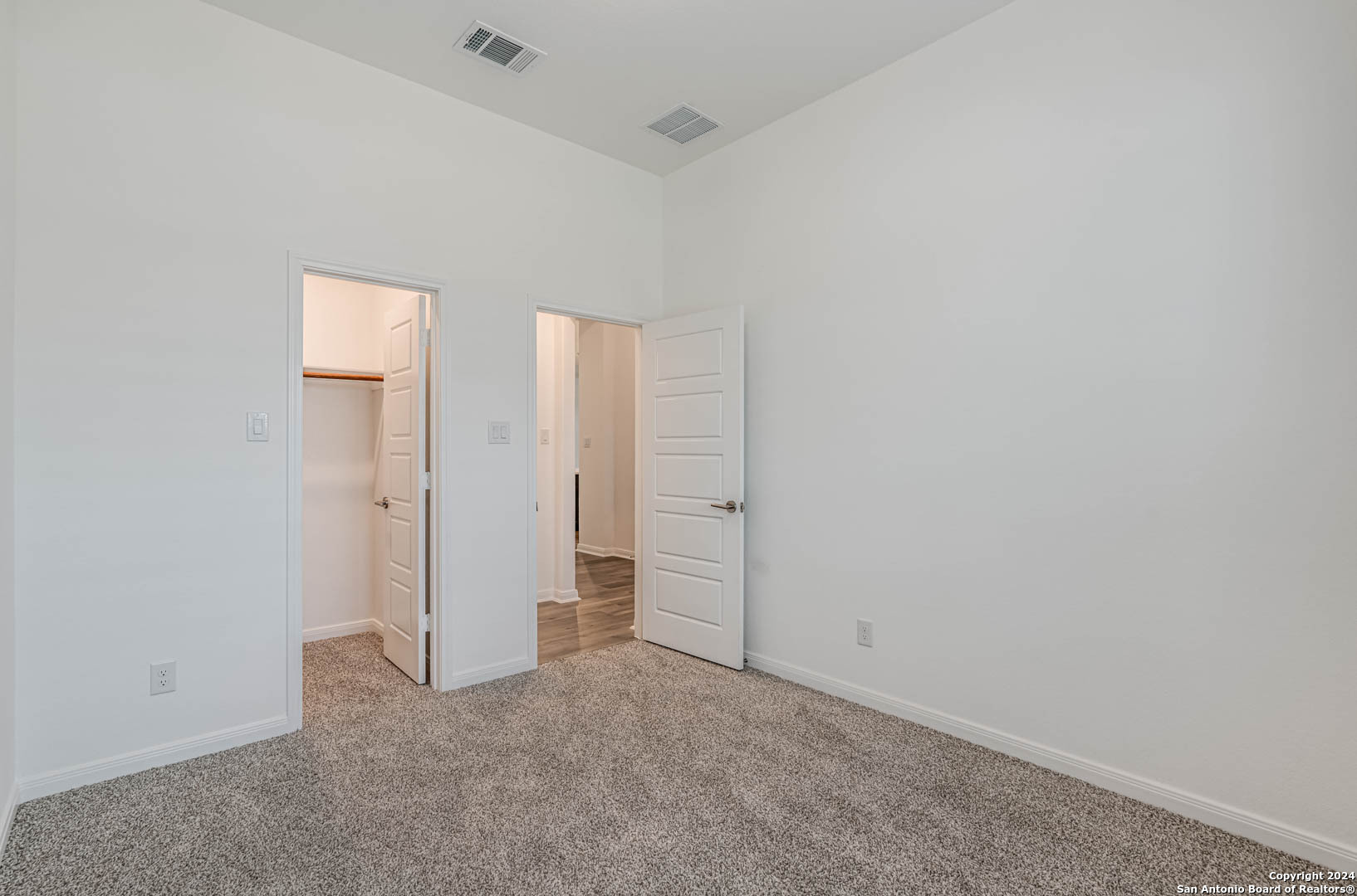 113 Valencia Boerne, TX 78006 - Photo 11 of 43 a view of an empty room