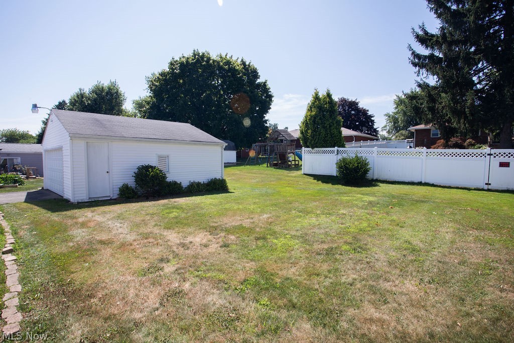 604 Wilson Street Struthers, OH 44471 - Photo 5 of 27 Gallery Image 5