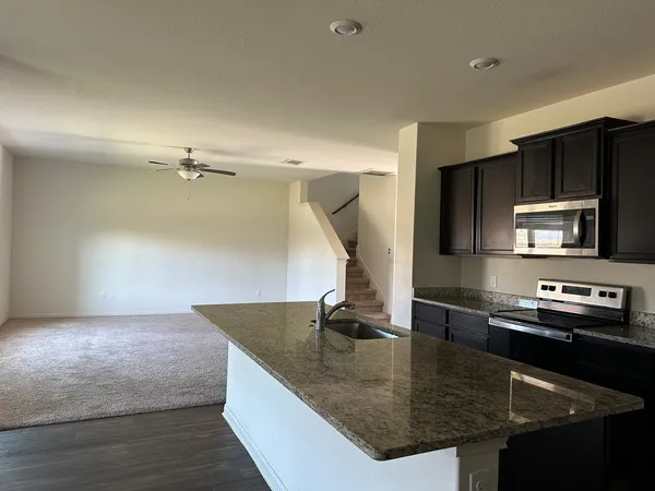 $1,850 | 225 Allington Circle, Jarrell, TX 76537