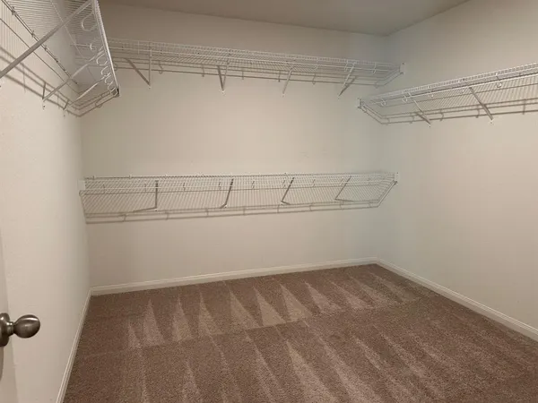 $1,850 | 225 Allington Circle, Jarrell, TX 76537