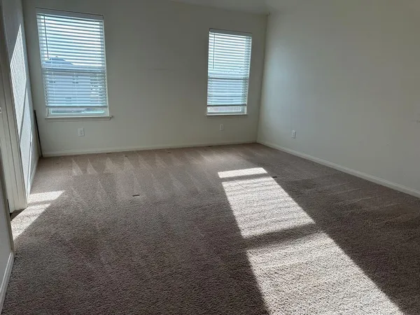 $1,850 | 225 Allington Circle, Jarrell, TX 76537