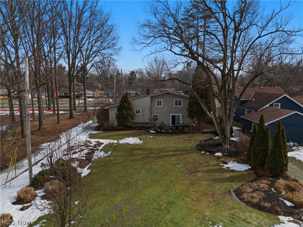 1884 Brainard Road Lyndhurst, OH 44124 - Photo 32 of 38