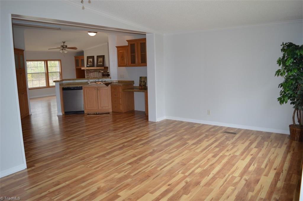 999 Rockingham Lake Road Reidsville, NC 27320 - Photo 18 of 30 Gallery Image 18