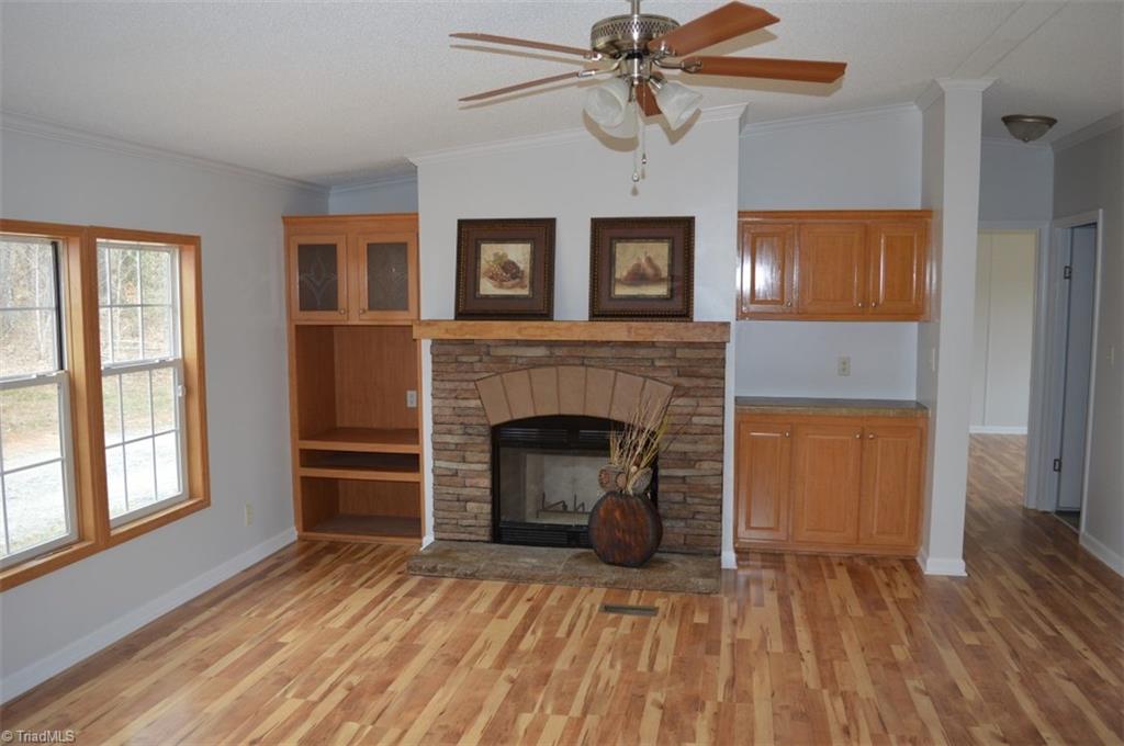 999 Rockingham Lake Road Reidsville, NC 27320 - Photo 4 of 30 Gallery Image 4