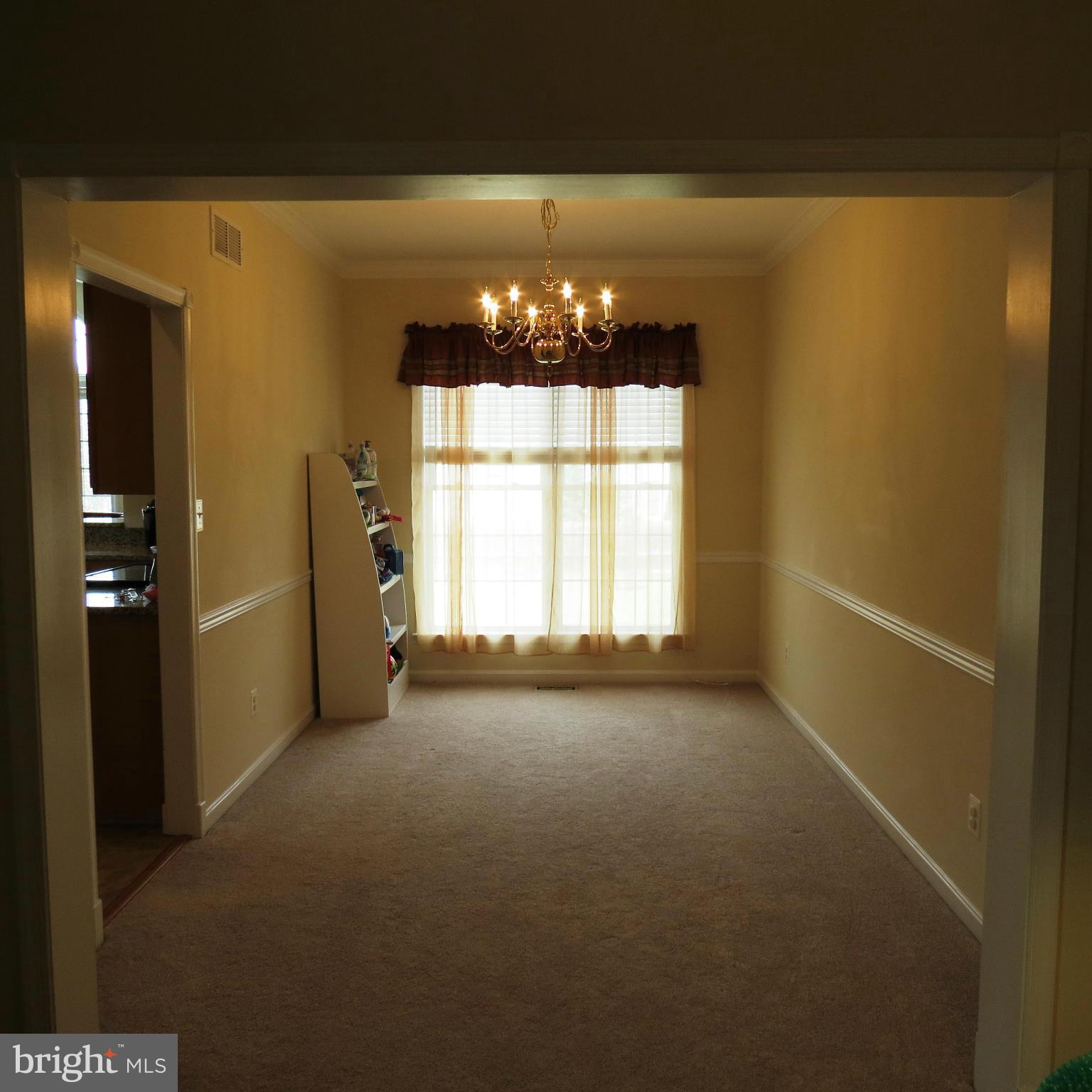 3408 East Joppa Road Baltimore, MD 21234 - Photo 10 of 30 Dining Room