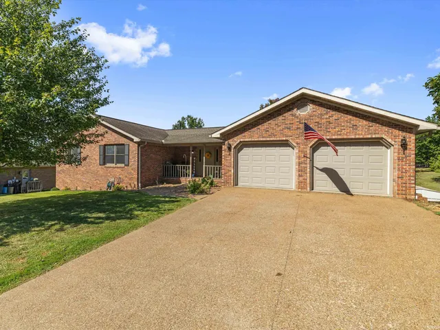 $359,999 | 10222 Brookcrest Drive, Evansville, IN 47711