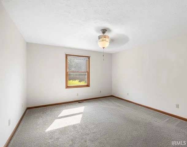 $359,999 | 10222 Brookcrest Drive, Evansville, IN 47711