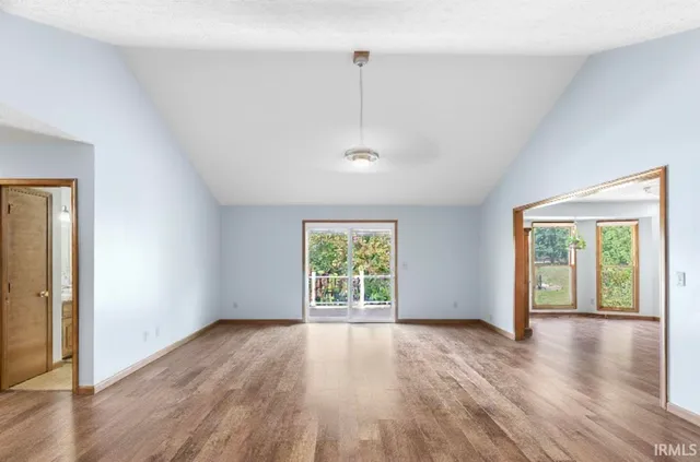 $359,999 | 10222 Brookcrest Drive, Evansville, IN 47711