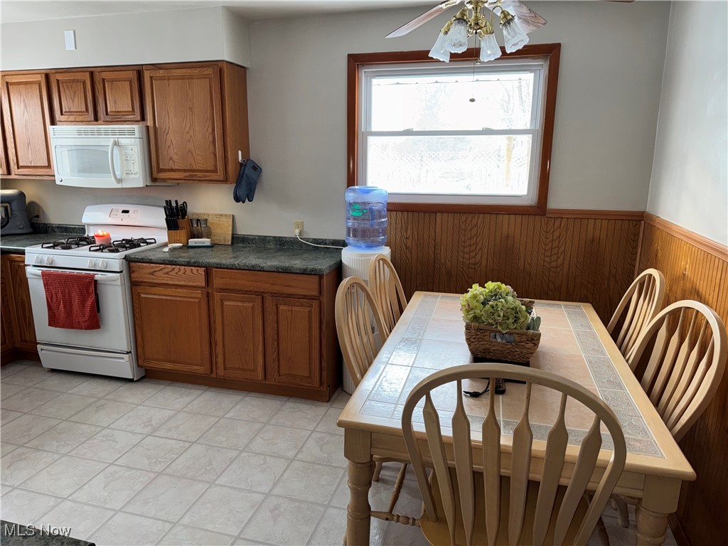 929 May Road East Liverpool, OH 43920 - Photo 26 of 41