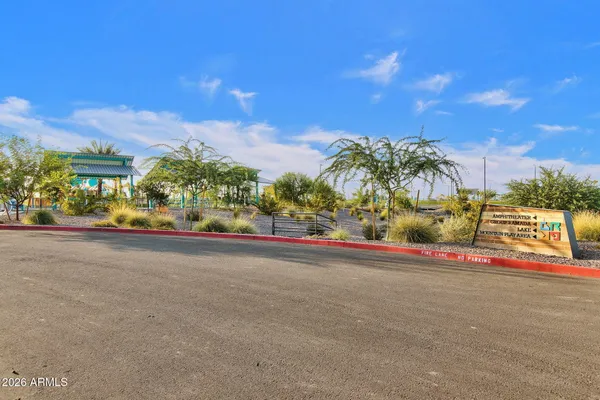 $1,139,000 | 5124 South Ponderosa Drive, Gilbert, AZ 85298