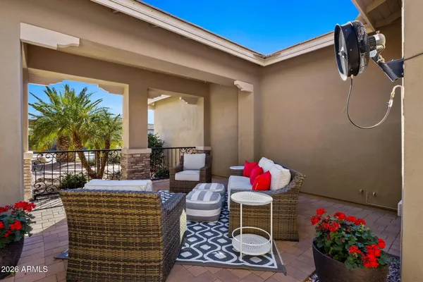 $1,139,000 | 5124 South Ponderosa Drive, Gilbert, AZ 85298