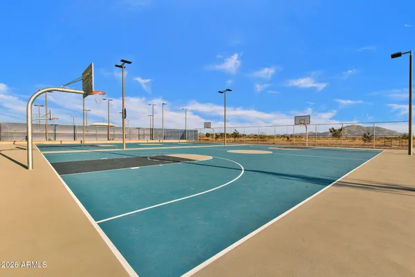$1,139,000 | 5124 South Ponderosa Drive, Gilbert, AZ 85298