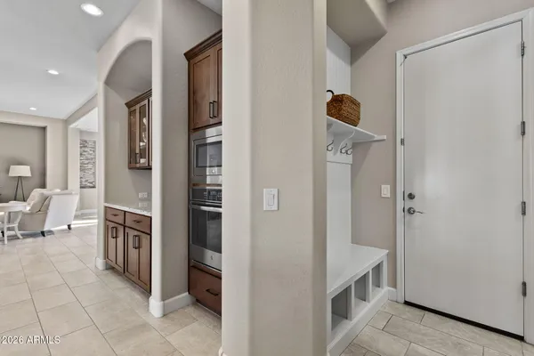 $1,139,000 | 5124 South Ponderosa Drive, Gilbert, AZ 85298