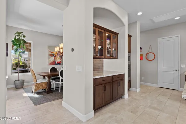 $1,139,000 | 5124 South Ponderosa Drive, Gilbert, AZ 85298