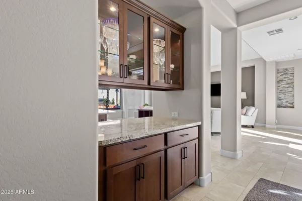 $1,139,000 | 5124 South Ponderosa Drive, Gilbert, AZ 85298