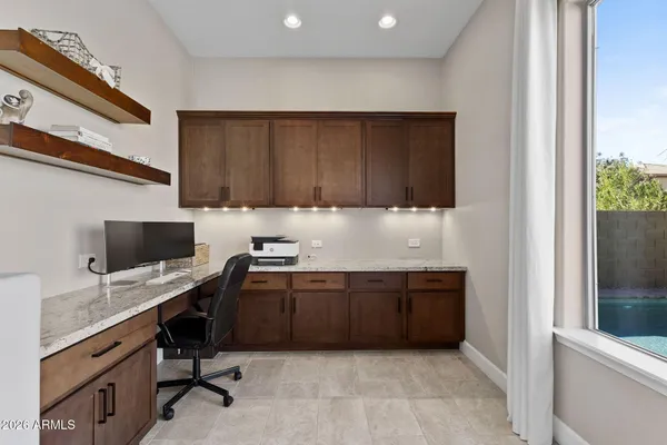 $1,139,000 | 5124 South Ponderosa Drive, Gilbert, AZ 85298