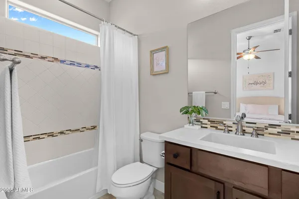 $1,139,000 | 5124 South Ponderosa Drive, Gilbert, AZ 85298