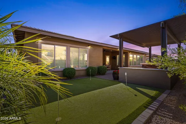 $1,139,000 | 5124 South Ponderosa Drive, Gilbert, AZ 85298