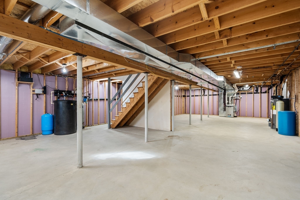 901 Shaker Road Westfield, MA 01085 - Photo 35 of 42 Gallery Image 35