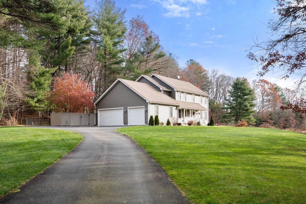 901 Shaker Road Westfield, MA 01085 - Photo 5 of 42 Gallery Image 5