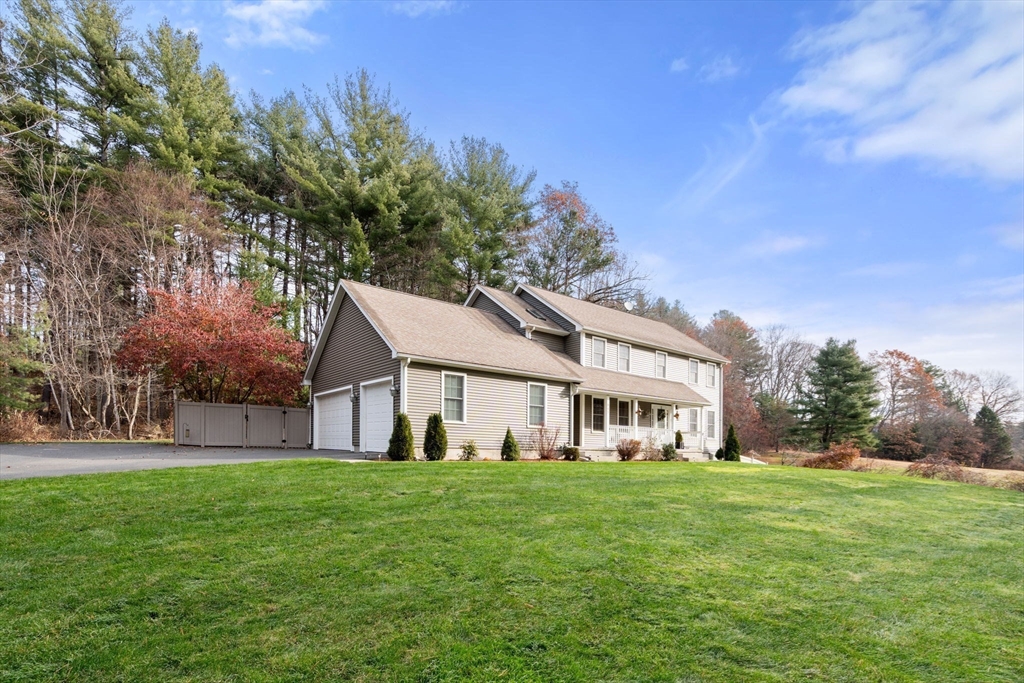 901 Shaker Road Westfield, MA 01085 - Photo 6 of 42 Gallery Image 6