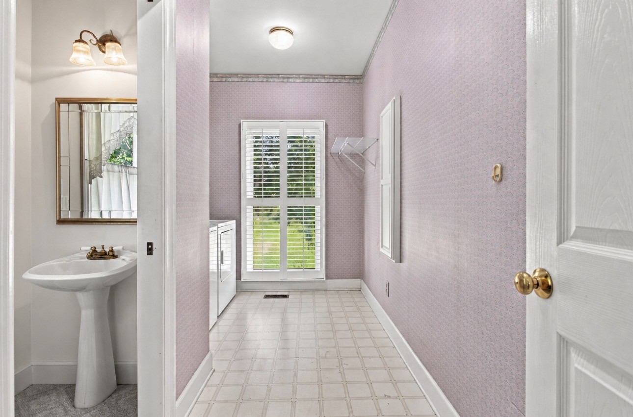 1108 Abbey Road Columbia, TN 38401 - Photo 32 of 63 Gallery Image 32
