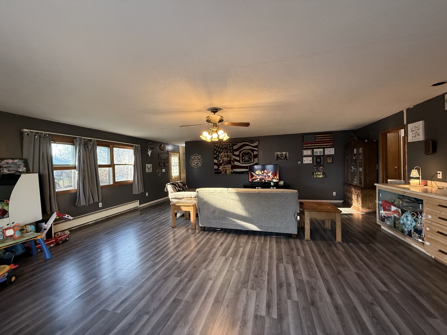 301 South Walnut Street Clinton, IL 61727 - Photo 9 of 27