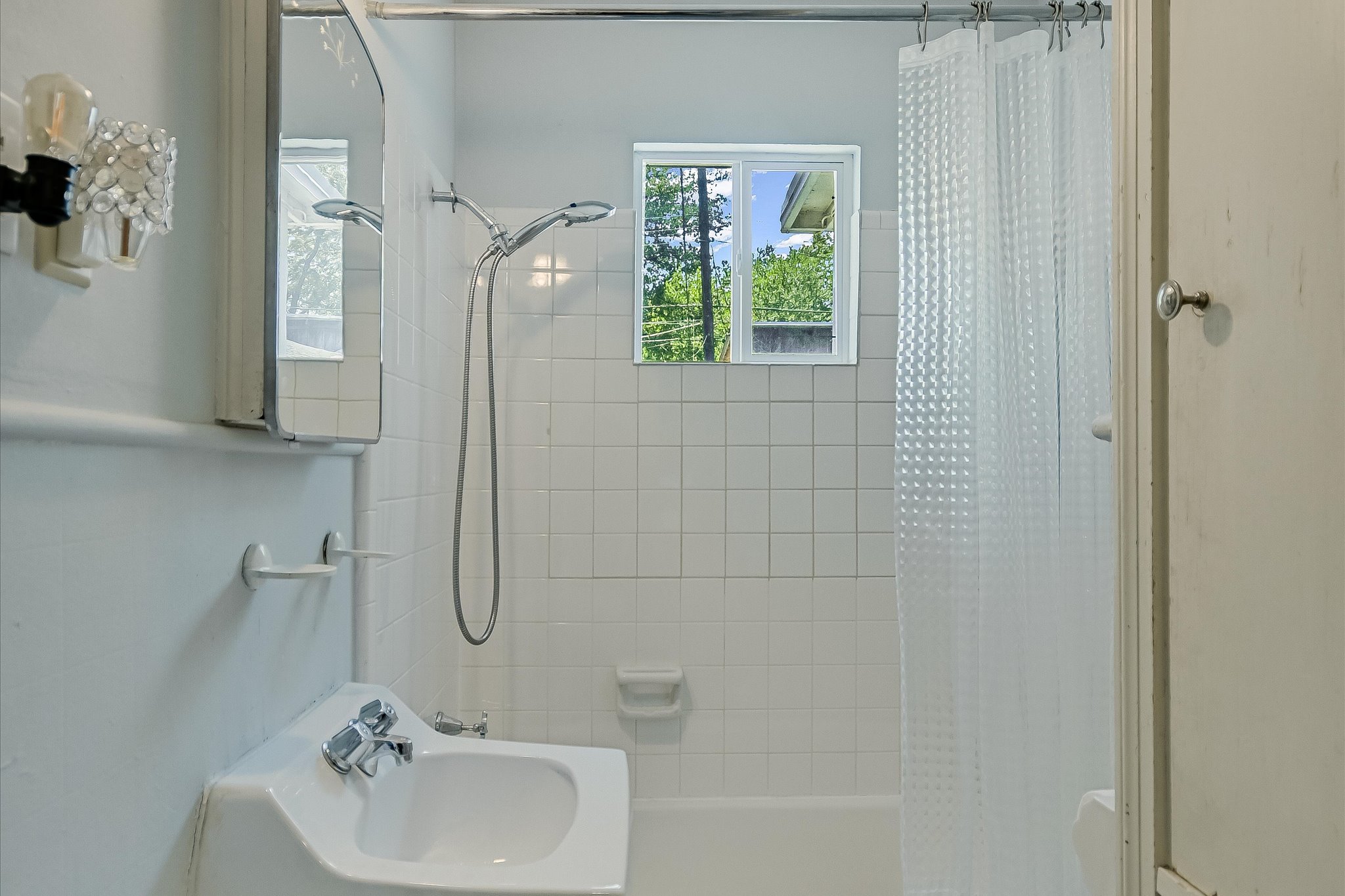 1615 Westover Road Austin, TX 78703 - Photo 9 of 13 One of two bathrooms