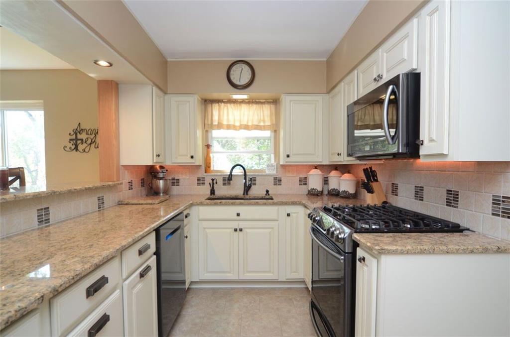 5175 Dutch Ridge Road Beaver, PA 15009 - Photo 9 of 25