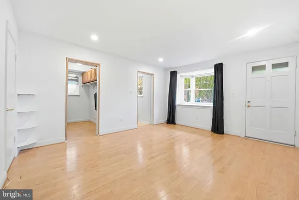 $215,000 | 1821 21st Street North, Unit 1, Arlington, VA 22209