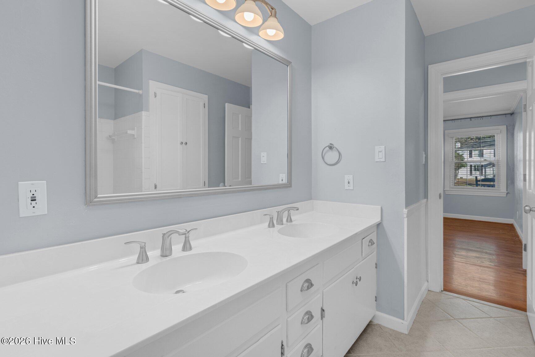 3701 Woodlawn Road Rocky Mount, NC 27804 - Photo 24 of 40 Double sinks!