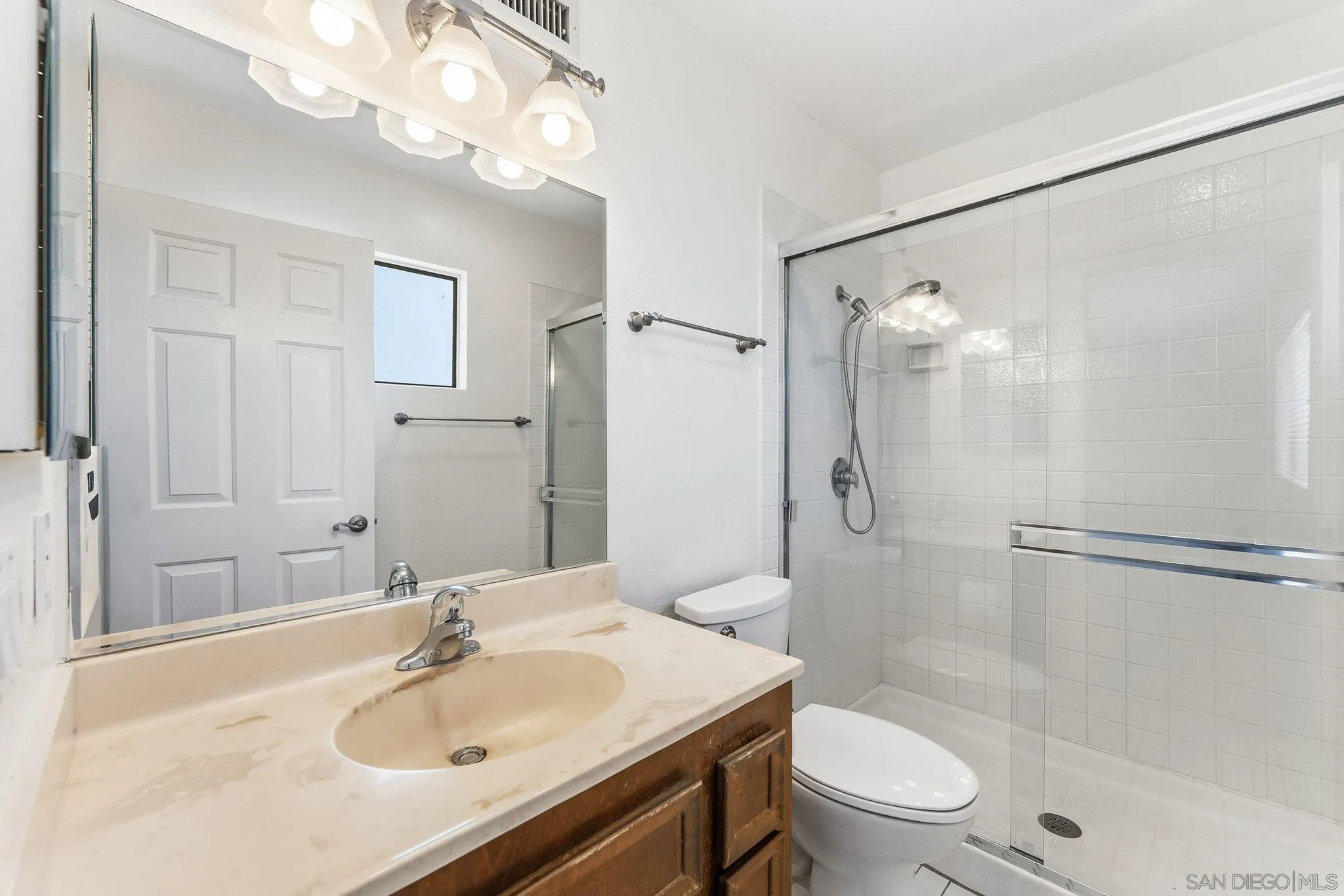 1330 Ridgeview Way Bonita, CA 91902 - Photo 19 of 49