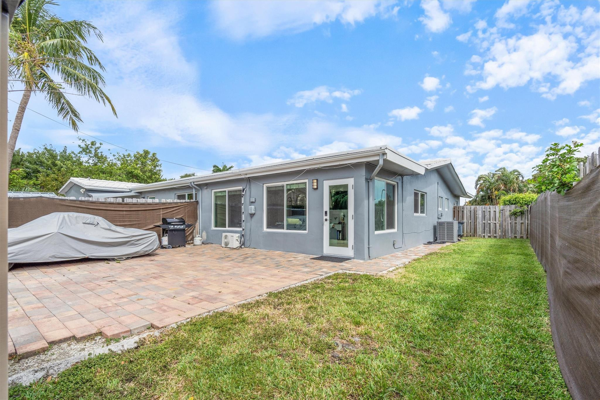 2242 Northeast 37th Street Lighthouse Point, FL 33064 - Photo 11 of 22 Photo 11