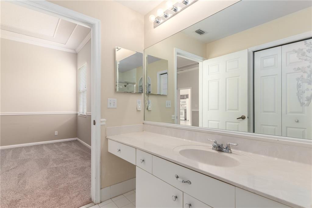 2509 Southeast Springtree Place Stuart, FL 34997 - Photo 13 of 18 Gallery Image 13