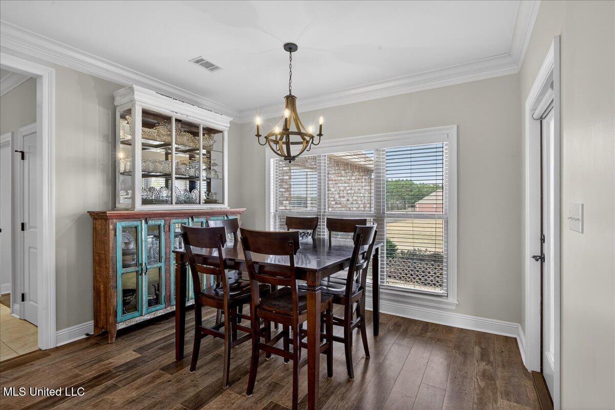 1010 Orleans Drive Summit, MS 39666 - Photo 12 of 38 12-HJ0A8657