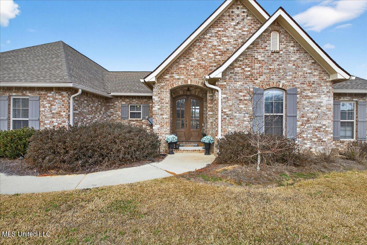 1010 Orleans Drive Summit, MS 39666 - Photo 4 of 38 04-HJ0A8637