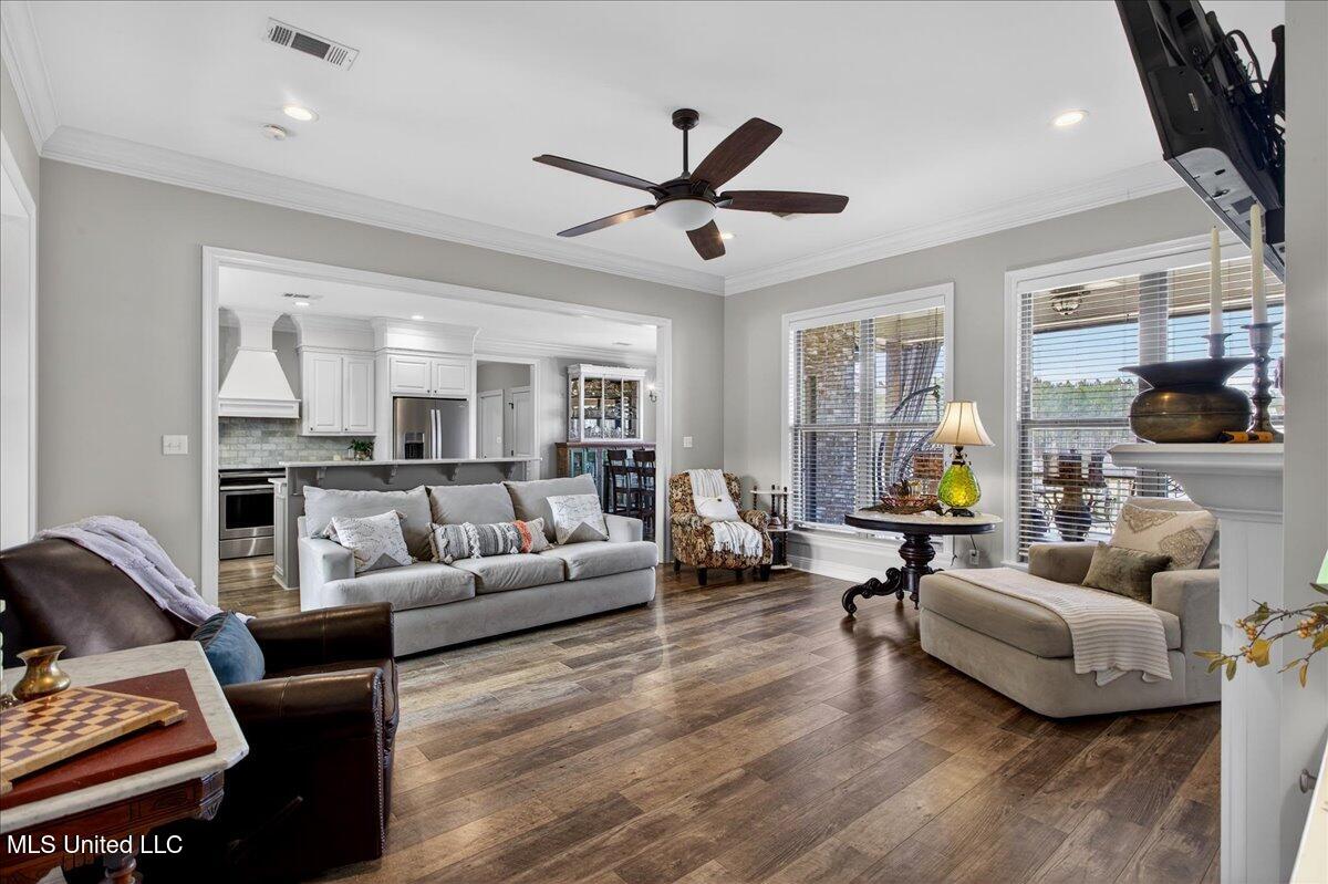 1010 Orleans Drive Summit, MS 39666 - Photo 7 of 38 07-HJ0A8648