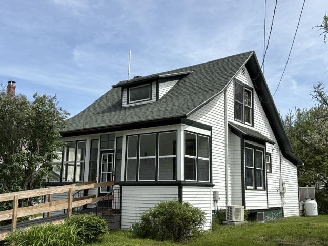 53 Alexander Place Royalton, VT 05068 - Photo 2 of 32