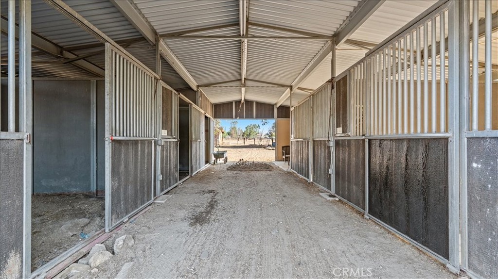 943 Wesley Street Banning, CA 92220 - Photo 45 of 51