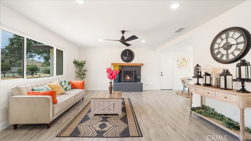 943 Wesley Street Banning, CA 92220 - Photo 7 of 51