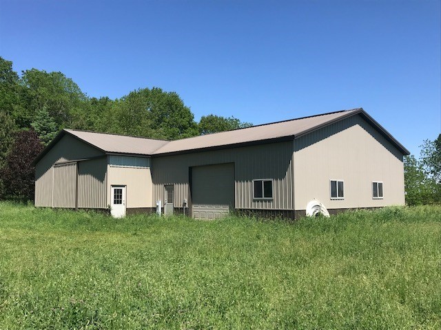 1969 Lenox Road Dixon, IL 61021 - Photo 4 of 9
