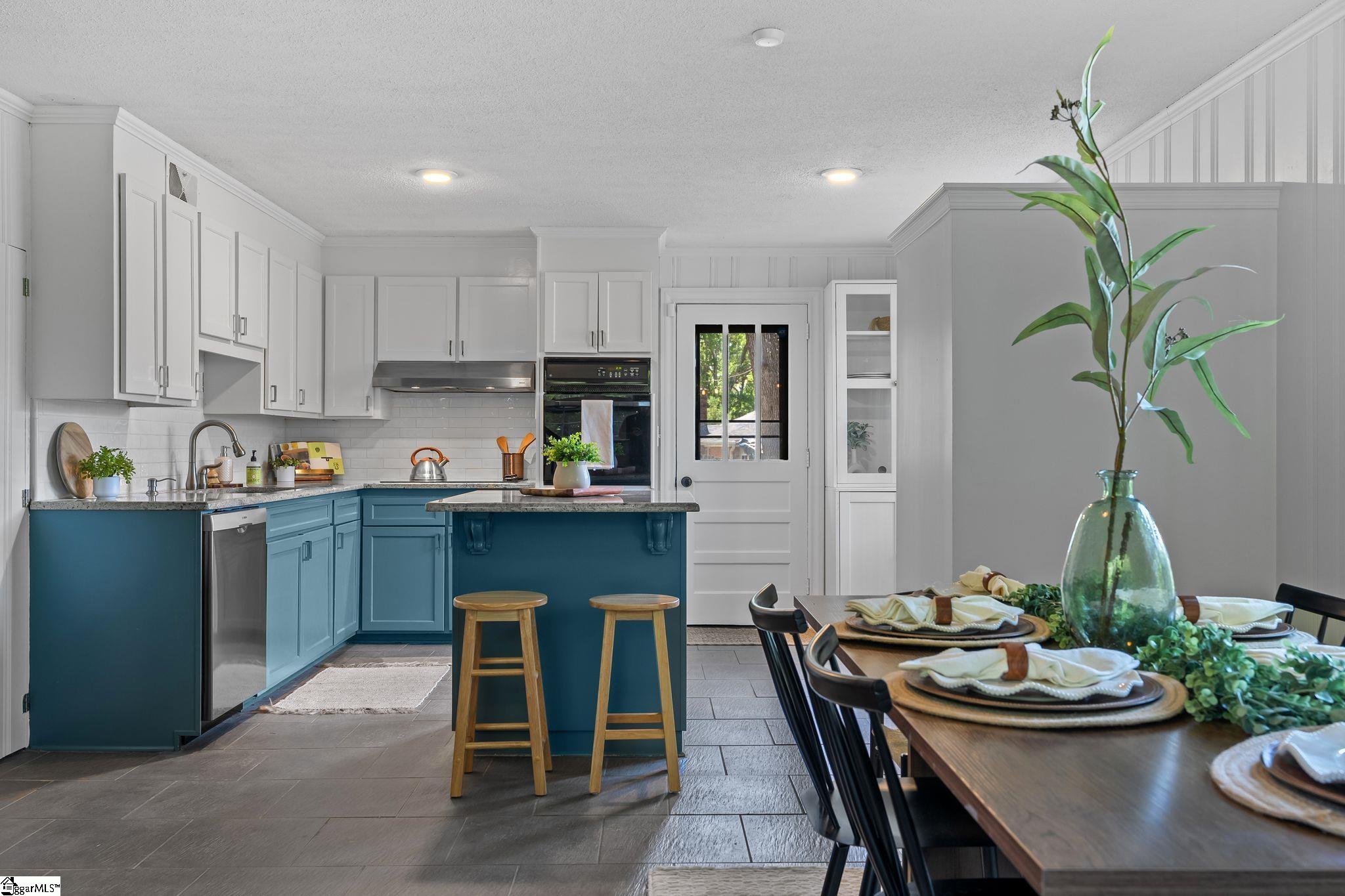 192 Keith Drive Greenville, SC 29607 - Photo 13 of 42