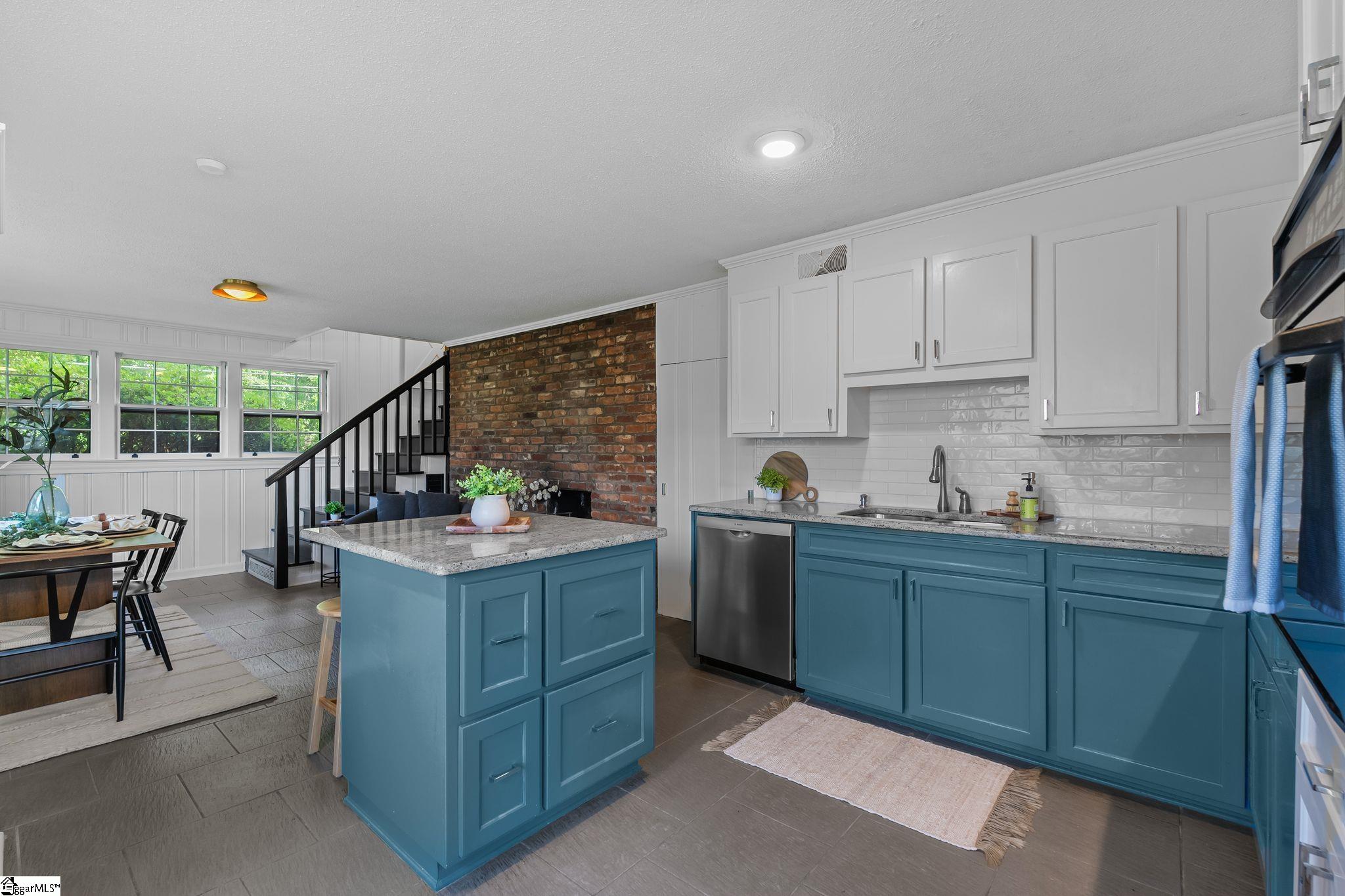 192 Keith Drive Greenville, SC 29607 - Photo 15 of 42