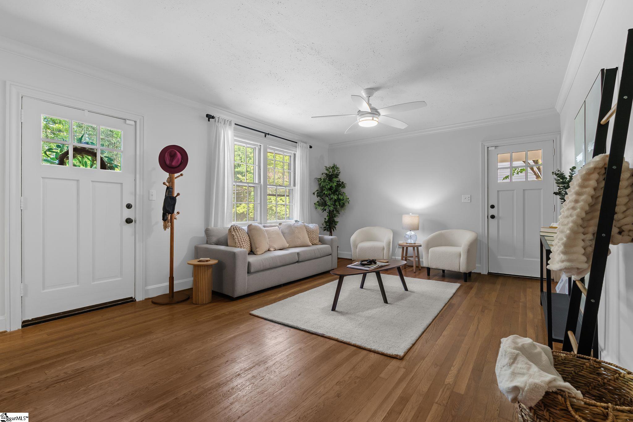 192 Keith Drive Greenville, SC 29607 - Photo 3 of 42