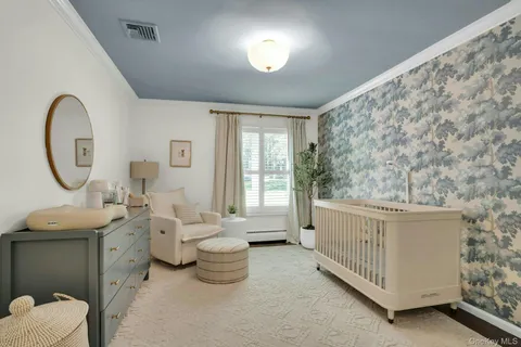 $1,799,000 | 5 Butternut Court, Dix Hills, NY 11746