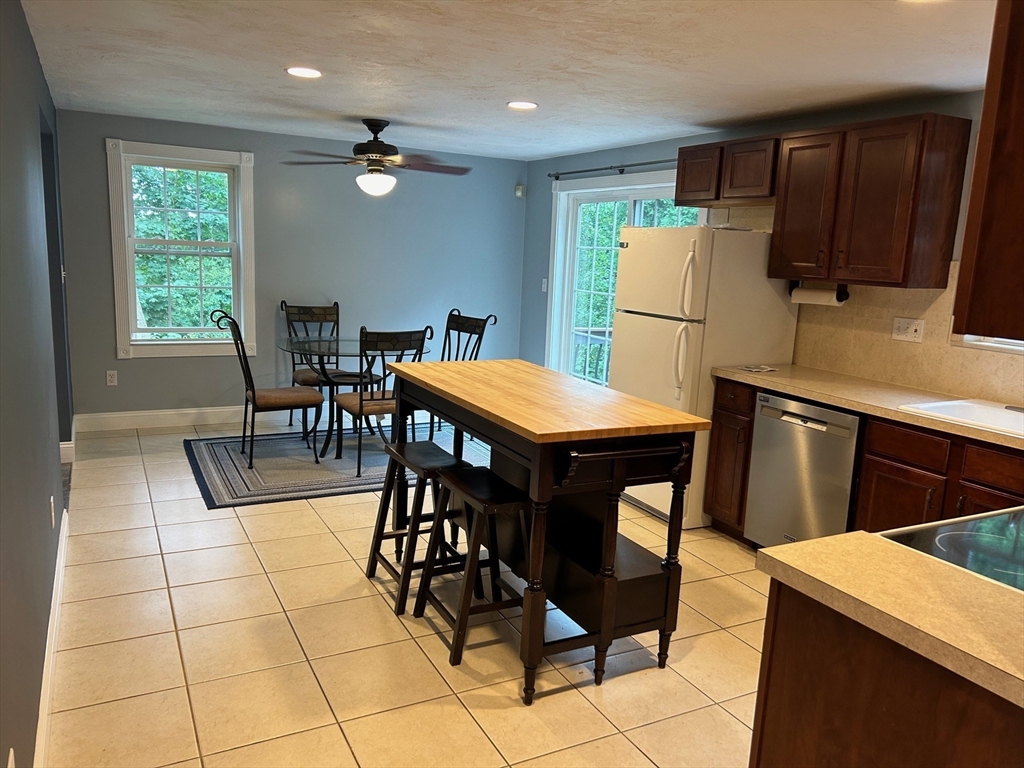 9 A Ansonia Road, Unit 9A Worcester, MA 01605 - Photo 4 of 12