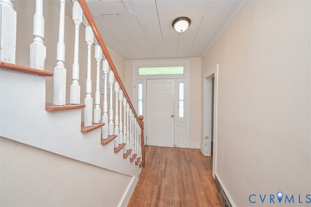 17519 New Baltimore Road Milford, VA 22514 - Photo 7 of 38 a view of entryway with wooden floor